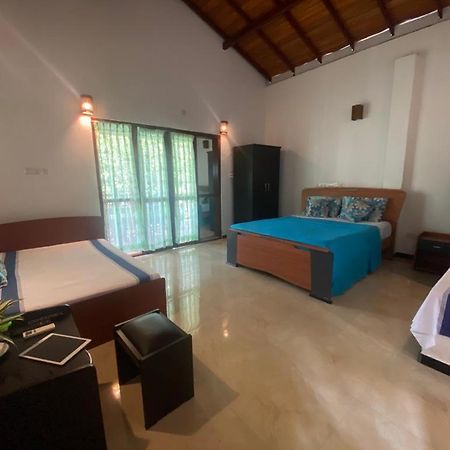Azzurra Hikkaduwa Villa Exterior photo