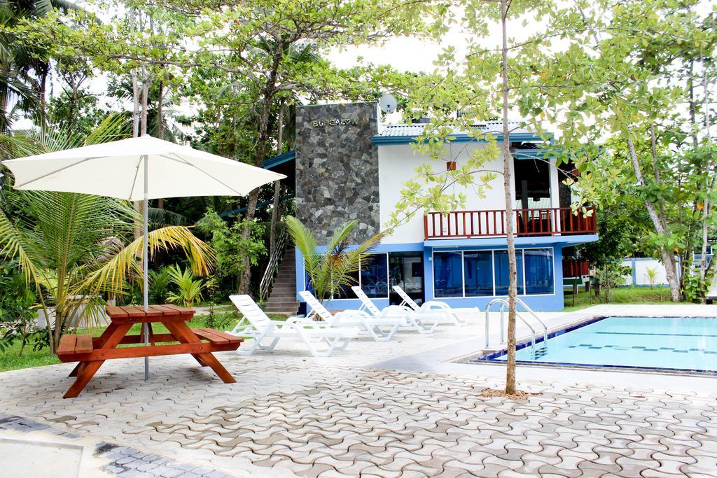 Azzurra Hikkaduwa Villa Exterior photo